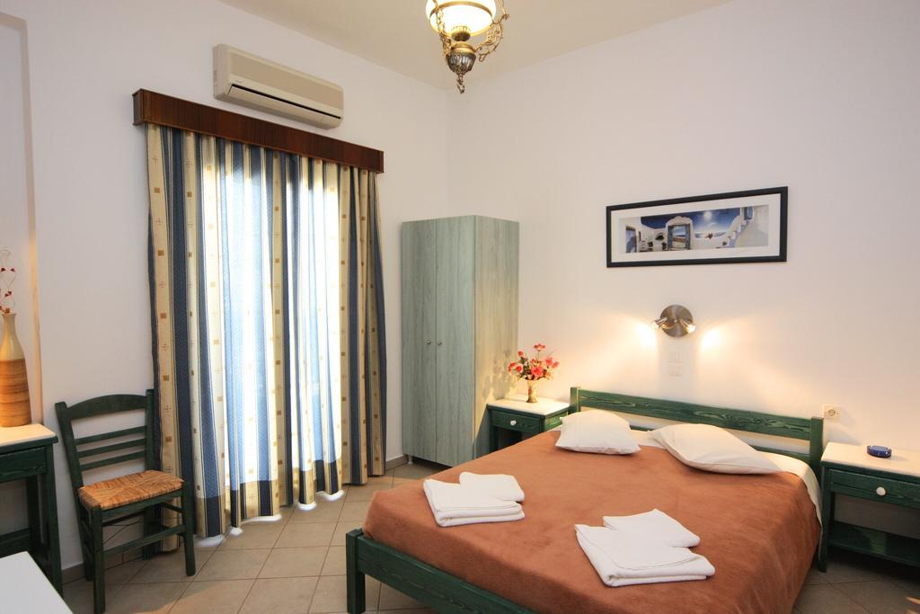 Anna Platanou Hotel Parikia  Bilik gambar